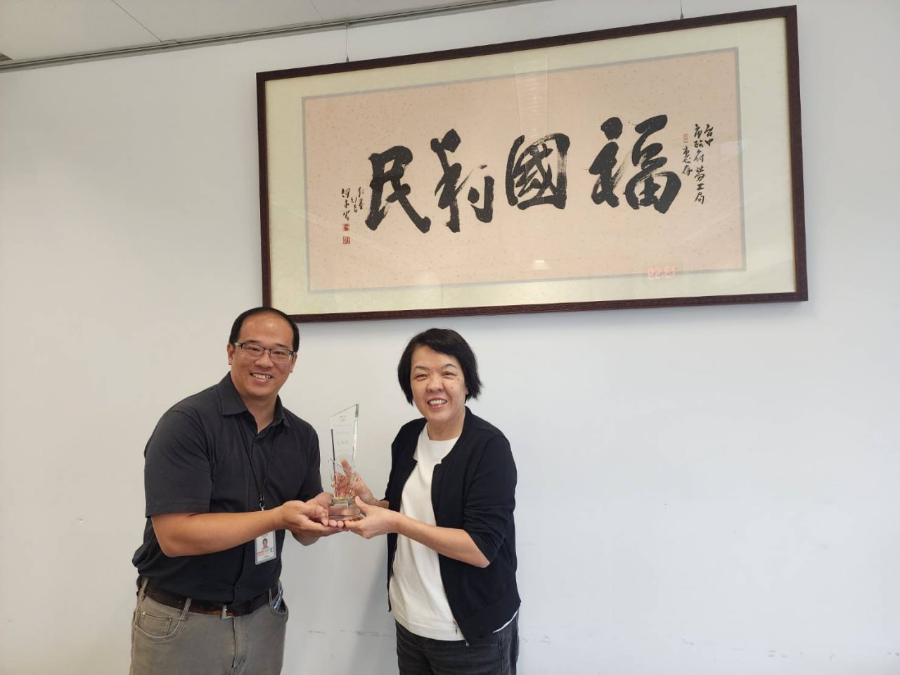 中市深耕身障職業重建有成 勞工局個管員獲全國績優社工獎