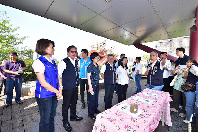 議員吳佩芸「考察」記：從「奢華」到「沾邊」的華麗轉身